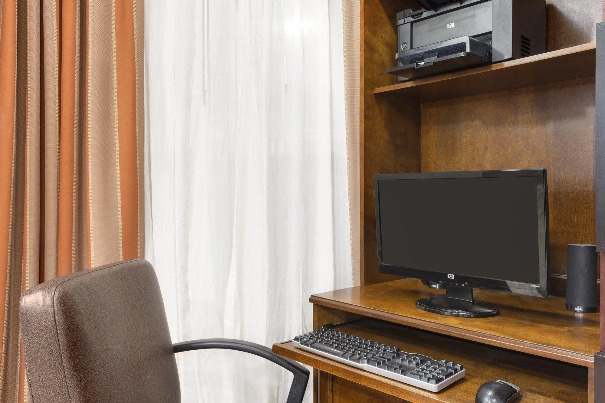Country Inn & Suites By Radisson, Amarillo I-40 West, Tx מראה חיצוני תמונה